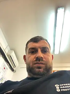 Snapshot of daniel21p chatting on 17, 11, 2025 daniel21p online show from 17, 11, 2025