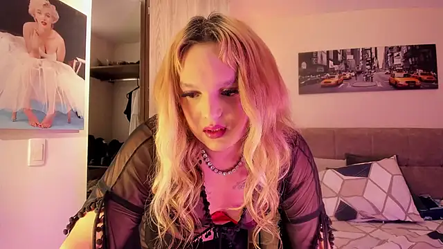 ScarletThompsonx online show from 23, 10, 2025