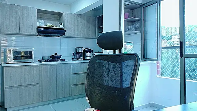 Snapshot of ScarletThompsonx chatting on 8, 7, 2026 ScarletThompsonx online show from 8, 7, 2026