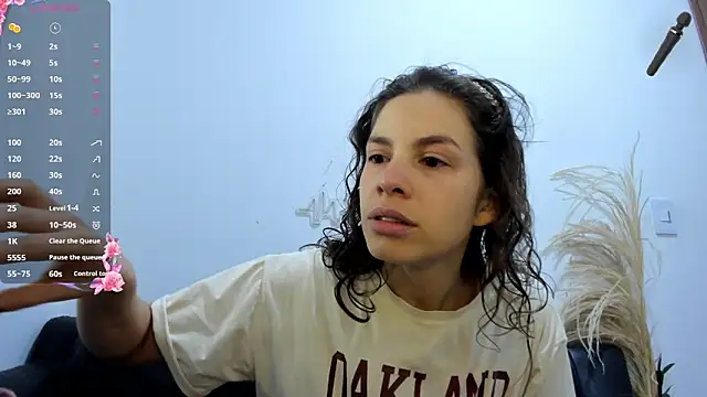 jessyegoldenn online show from 13, 5, 2026