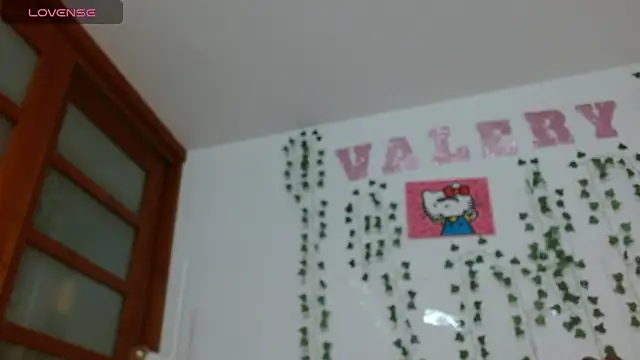 hellokitty  valery online show from 15, 4, 2026
