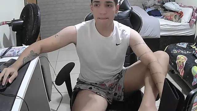 Snapshot of brancooodonto chatting on 24, 10, 2025 brancooodonto online show from 24, 10, 2025