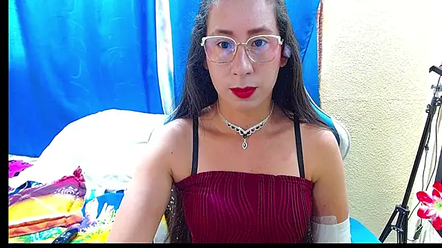 Snapshot of Gia_leinn chatting on 24, 6, 2026 Gia leinn online show from 24, 6, 2026