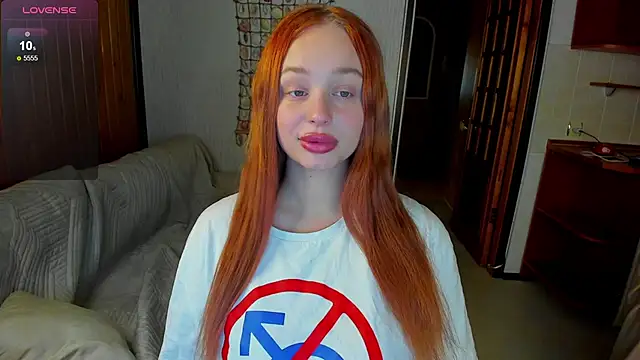 cutee selena online show from 22, 2, 2025