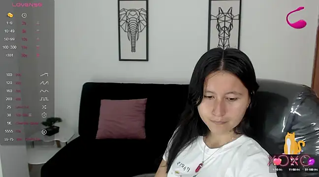 xoxo kiitty online show from 2, 3, 2025