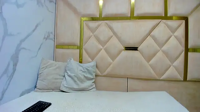 Kendall 6669 online show from 29, 11, 2025