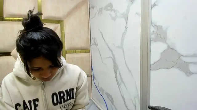 Kendall 6669 online show from 17, 12, 2025