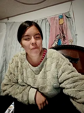 Snapshot of krolay16 chatting on 11, 10, 2025 krolay16 online show from 11, 10, 2025