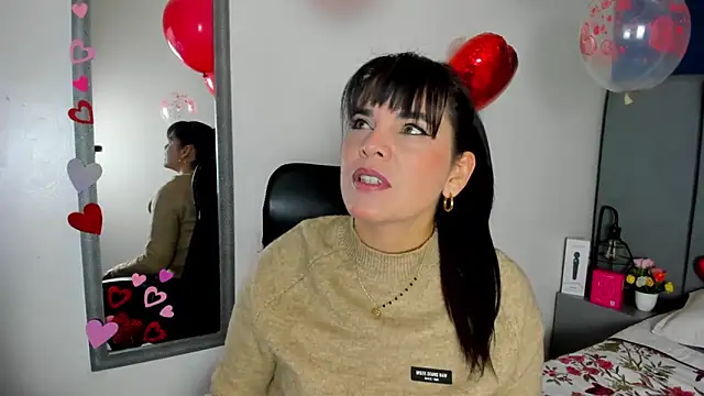 laura hotties online show from 17, 2, 2026