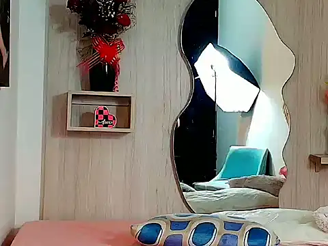 ZaraRousse online show from 29, 11, 2025