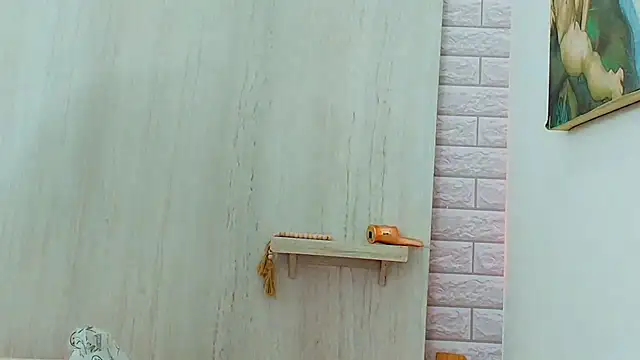 ZaraRousse online show from 5, 2, 2026