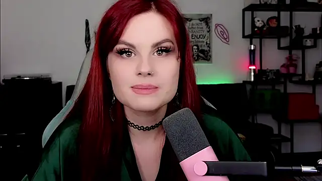 Snapshot of Della_Ideal chatting on 18, 3, 2026 Della Ideal online show from 18, 3, 2026