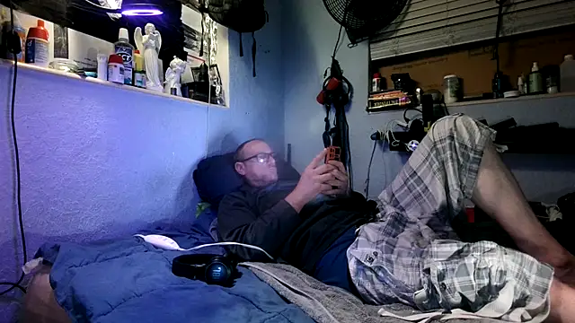 Snapshot of PornStro921 chatting on 17, 1, 2026 PornStro921 online show from 17, 1, 2026