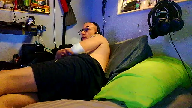 Snapshot of PornStro921 chatting on 23, 3, 2026 PornStro921 online show from 23, 3, 2026