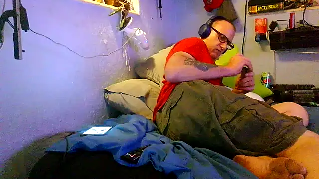 Snapshot of PornStro921 chatting on 1, 4, 2026 PornStro921 online show from 1, 4, 2026