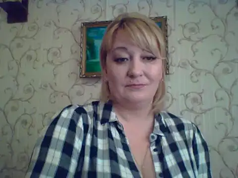 Snapshot of ArielXLoveresss chatting on 6, 3, 2025 ArielXLoveresss online show from 6, 3, 2025