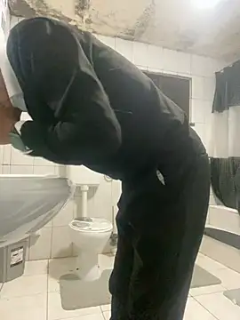 Snapshot of rogerdik76 chatting on 19, 2, 2026 rogerdik76 online show from 19, 2, 2026