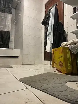 Snapshot of rogerdik76 chatting on 10, 3, 2026 rogerdik76 online show from 10, 3, 2026