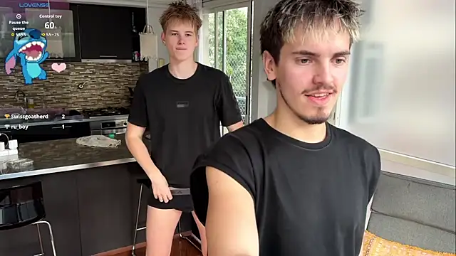 Snapshot of TaylerSigma chatting on 9, 11, 2025 TaylerSigma online show from 9, 11, 2025