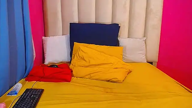 Snapshot of SEXYASSTINAXXX chatting on 6, 11, 2025 SEXYASSTINAXXX online show from 6, 11, 2025