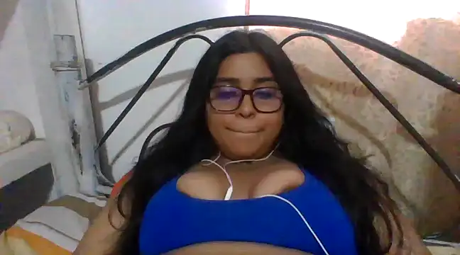 virginbrunette99 online show from 28, 2, 2025