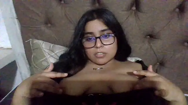 virginbrunette99 online show from 17, 3, 2025