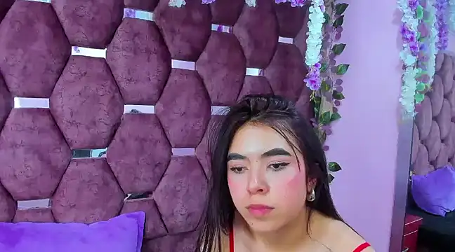 Lexy Petite  online show from 14, 3, 2025