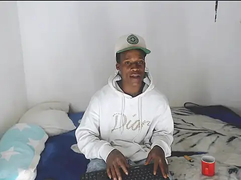 thomas love11 online show from 23, 4, 2026