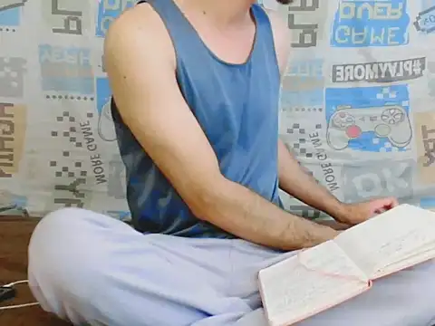 Snapshot of blondetwink chatting on 5, 5, 2026 blondetwink online show from 5, 5, 2026