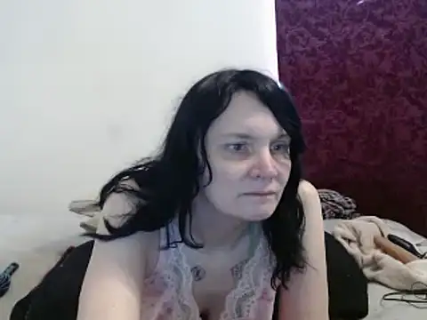 Hotmodel1984 online show from 18, 3, 2025