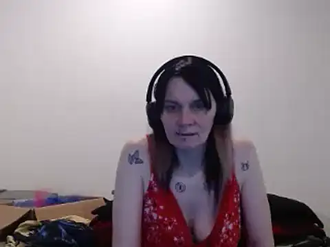 Hotmodel1984 online show from 21, 5, 2026