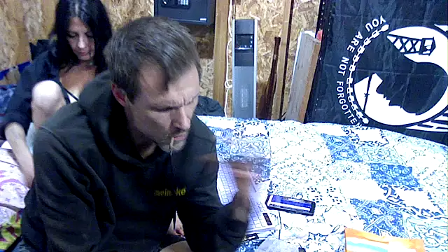 Snapshot of SillyRabbitz chatting on 9, 11, 2025 SillyRabbitz online show from 9, 11, 2025