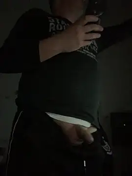 Snapshot of Mike8523 chatting on 17, 2, 2026 Mike8523 online show from 17, 2, 2026