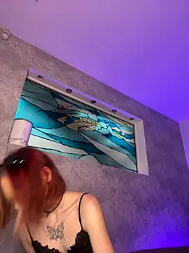 Snapshot of MeryWeaver chatting on 26, 9, 2025 MeryWeaver online show from 26, 9, 2025