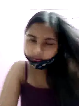 Snapshot of heena-3678 chatting on 4, 4, 2026 heena-3678 online show from 4, 4, 2026