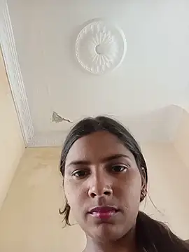 Snapshot of heena-3678 chatting on 28, 5, 2026 heena-3678 online show from 28, 5, 2026