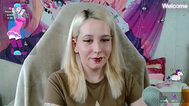 Minniequeen online show from 26, 2, 2025