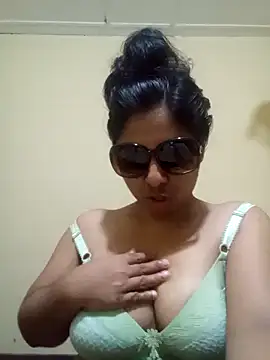 Maya shery online show from 20, 3, 2025
