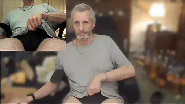 Snapshot of maxdaddy690 chatting on 24, 6, 2026 maxdaddy690 online show from 24, 6, 2026