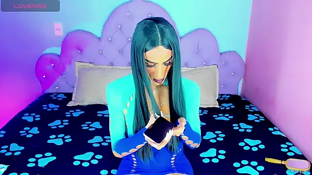 Julie Lovelyx1 online show from 16, 6, 2026