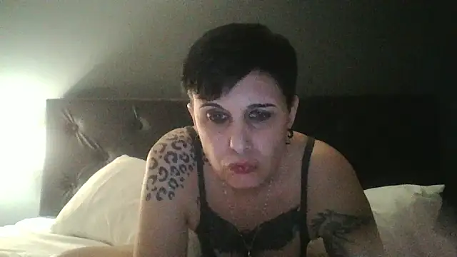 Snapshot of Mallory88 chatting on 28, 2, 2025 Mallory88 online show from 28, 2, 2025