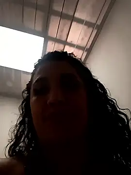 Kirsten  cf online show from 11, 3, 2025