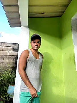 Snapshot of twinks_28 chatting on 15, 9, 2025 twinks 28 online show from 15, 9, 2025