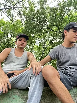 Snapshot of twinks_28 chatting on 21, 9, 2025 twinks 28 online show from 21, 9, 2025