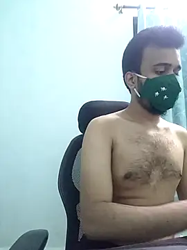 Snapshot of cuteboyhot18 chatting on 25, 2, 2025 cuteboyhot18 online show from 25, 2, 2025