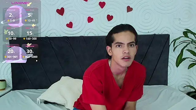 Snapshot of Maximoherrera_16 chatting on 4, 3, 2025 Maximoherrera 16 online show from 4, 3, 2025