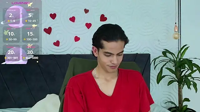 Maximoherrera 16 online show from 25, 4, 2026