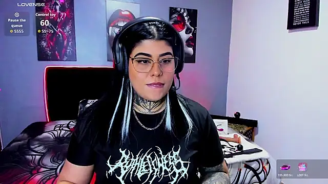 Snapshot of Veronika_metal chatting on 10, 5, 2026 Veronika metal online show from 10, 5, 2026