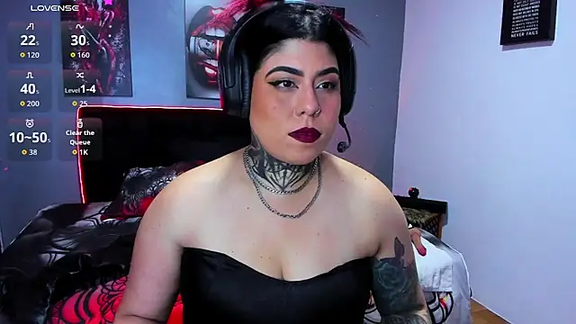 Snapshot of Veronika_metal chatting on 13, 5, 2026 Veronika metal online show from 13, 5, 2026