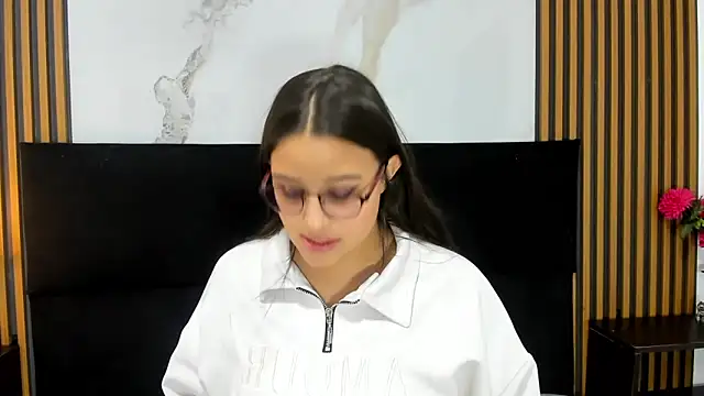 Snapshot of Samy_jons chatting on 13, 9, 2025 Samy jons online show from 13, 9, 2025